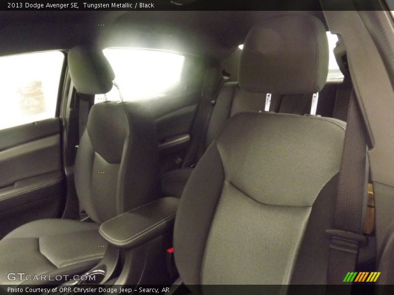 Tungsten Metallic / Black 2013 Dodge Avenger SE