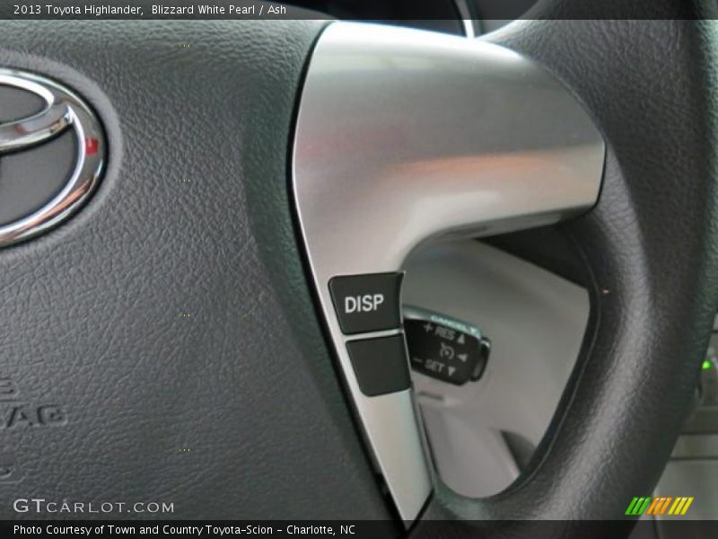 Blizzard White Pearl / Ash 2013 Toyota Highlander