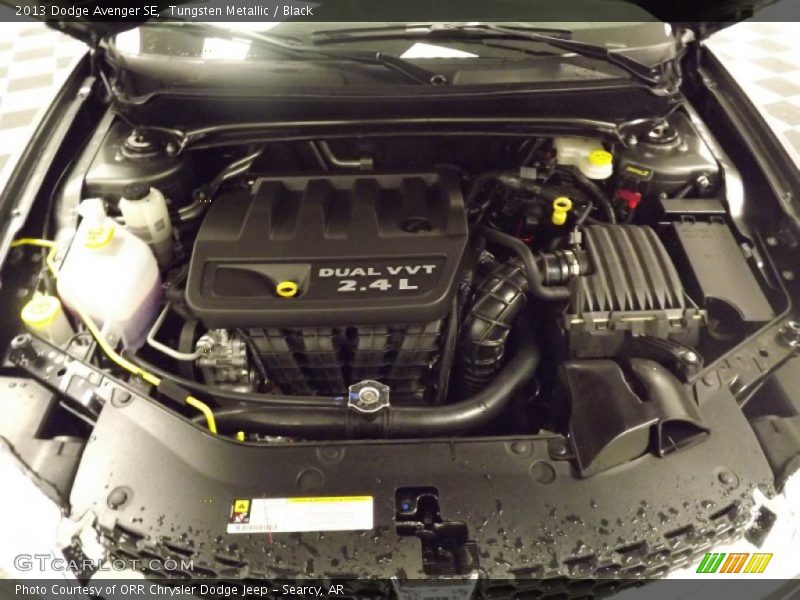 Tungsten Metallic / Black 2013 Dodge Avenger SE