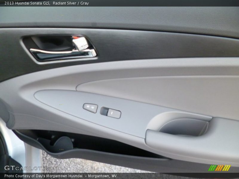 Radiant Silver / Gray 2013 Hyundai Sonata GLS