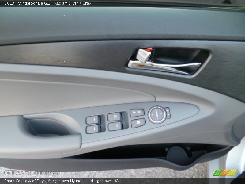 Radiant Silver / Gray 2013 Hyundai Sonata GLS