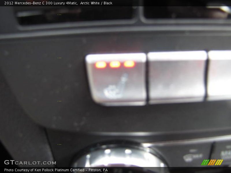 Arctic White / Black 2012 Mercedes-Benz C 300 Luxury 4Matic