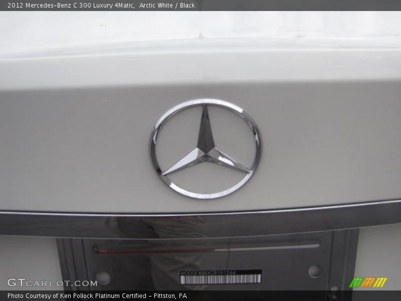 Arctic White / Black 2012 Mercedes-Benz C 300 Luxury 4Matic