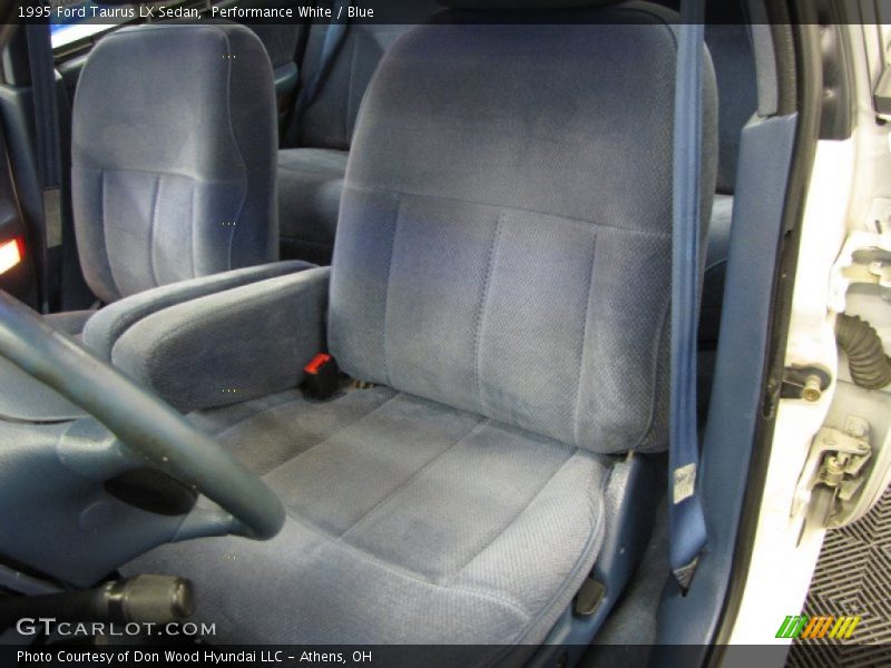 Performance White / Blue 1995 Ford Taurus LX Sedan