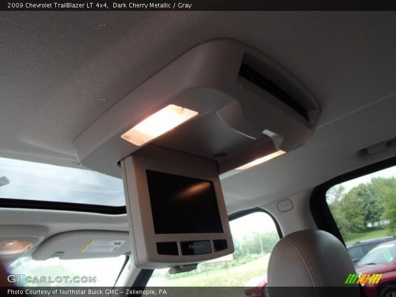 Dark Cherry Metallic / Gray 2009 Chevrolet TrailBlazer LT 4x4