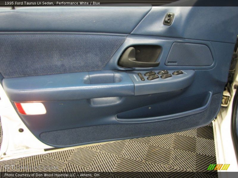 Door Panel of 1995 Taurus LX Sedan