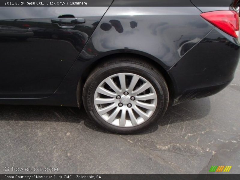 Black Onyx / Cashmere 2011 Buick Regal CXL