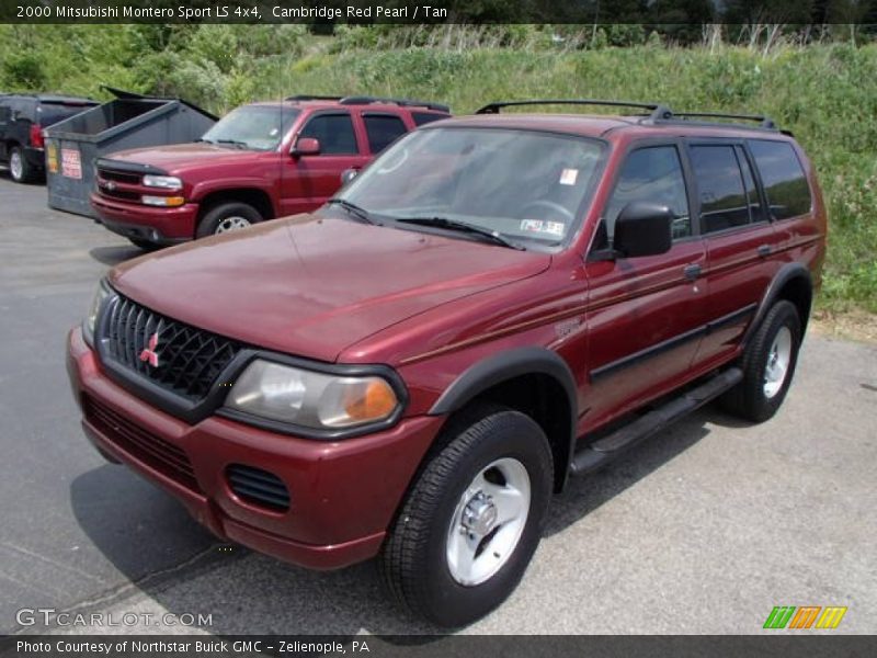 Front 3/4 View of 2000 Montero Sport LS 4x4