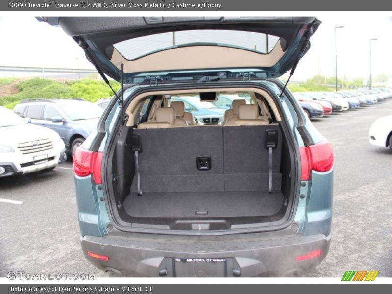 Silver Moss Metallic / Cashmere/Ebony 2009 Chevrolet Traverse LTZ AWD