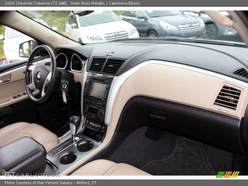 Dashboard of 2009 Traverse LTZ AWD