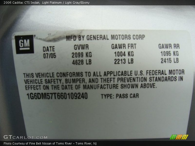 Light Platinum / Light Gray/Ebony 2006 Cadillac CTS Sedan