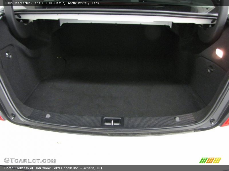 Arctic White / Black 2009 Mercedes-Benz C 300 4Matic
