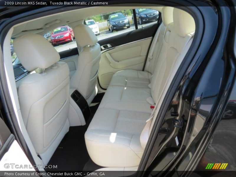Tuxedo Black Metallic / Cashmere 2009 Lincoln MKS Sedan