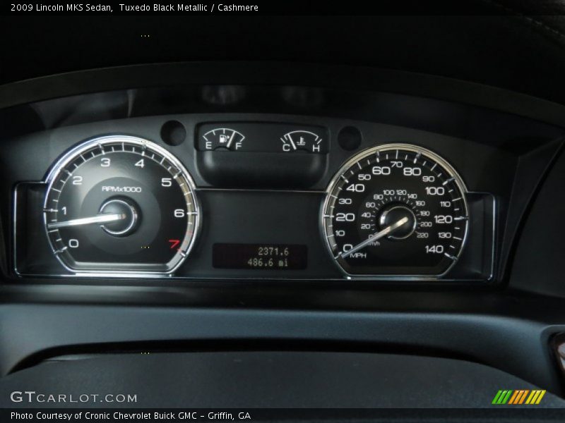 Tuxedo Black Metallic / Cashmere 2009 Lincoln MKS Sedan