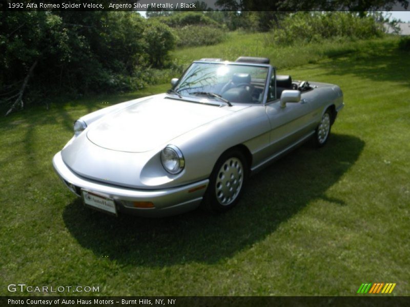 Argento Silver Metallic / Black 1992 Alfa Romeo Spider Veloce