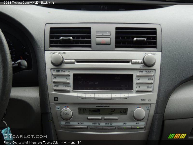 Black / Ash 2011 Toyota Camry XLE