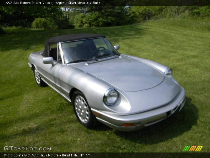 Argento Silver Metallic / Black 1992 Alfa Romeo Spider Veloce