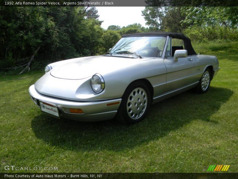 Argento Silver Metallic / Black 1992 Alfa Romeo Spider Veloce