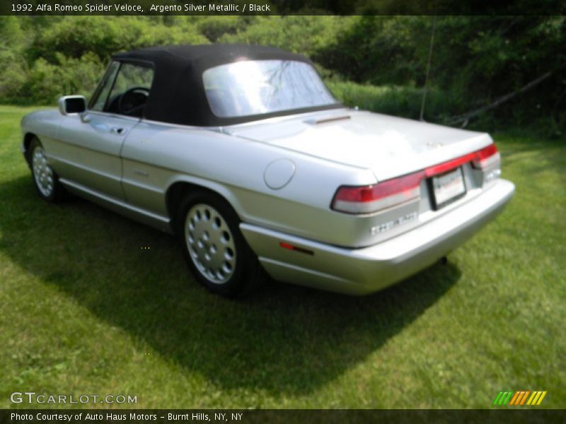 Argento Silver Metallic / Black 1992 Alfa Romeo Spider Veloce