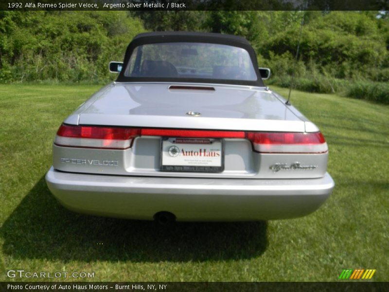 Argento Silver Metallic / Black 1992 Alfa Romeo Spider Veloce