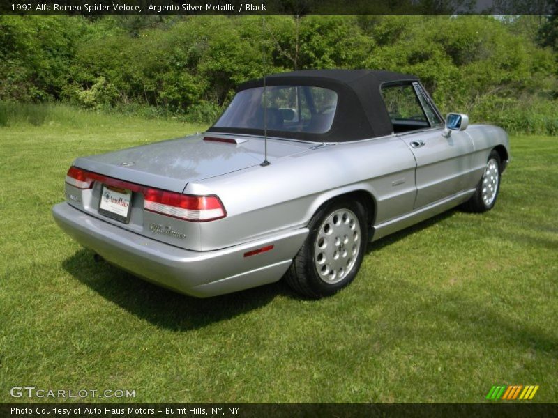 Argento Silver Metallic / Black 1992 Alfa Romeo Spider Veloce