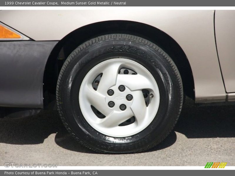 Medium Sunset Gold Metallic / Neutral 1999 Chevrolet Cavalier Coupe