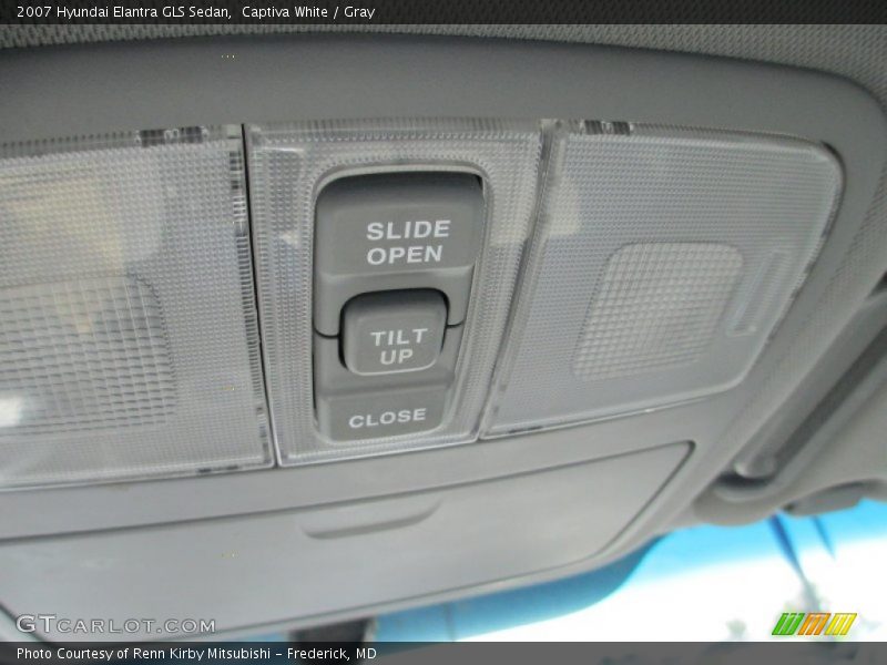 Captiva White / Gray 2007 Hyundai Elantra GLS Sedan