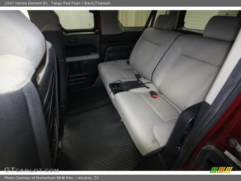 Rear Seat of 2007 Element EX