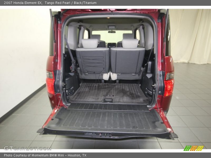  2007 Element EX Trunk