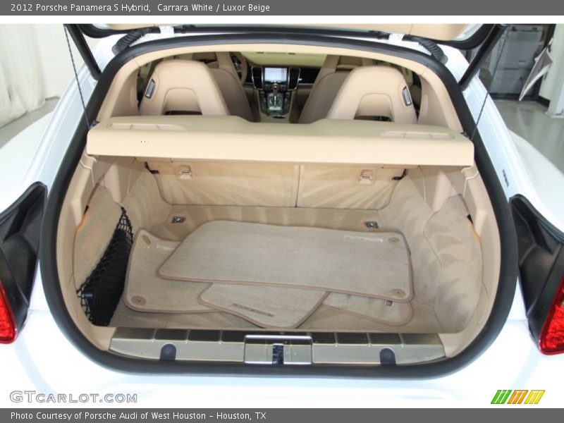  2012 Panamera S Hybrid Trunk