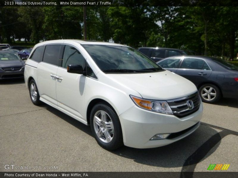 White Diamond Pearl / Truffle 2013 Honda Odyssey Touring