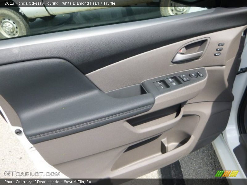 White Diamond Pearl / Truffle 2013 Honda Odyssey Touring