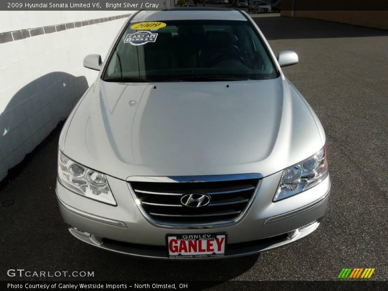 Bright Silver / Gray 2009 Hyundai Sonata Limited V6