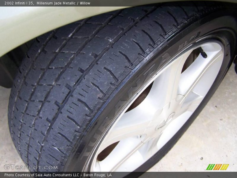 Millenium Jade Metallic / Willow 2002 Infiniti I 35