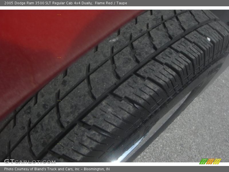 Flame Red / Taupe 2005 Dodge Ram 3500 SLT Regular Cab 4x4 Dually