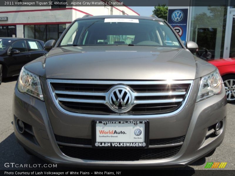Alpine Gray Metallic / Charcoal 2011 Volkswagen Tiguan SE 4Motion