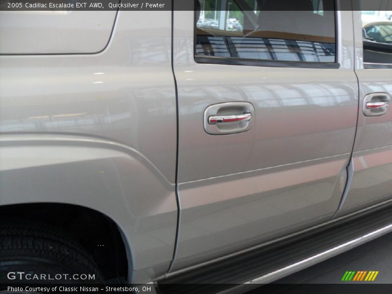 Quicksilver / Pewter 2005 Cadillac Escalade EXT AWD
