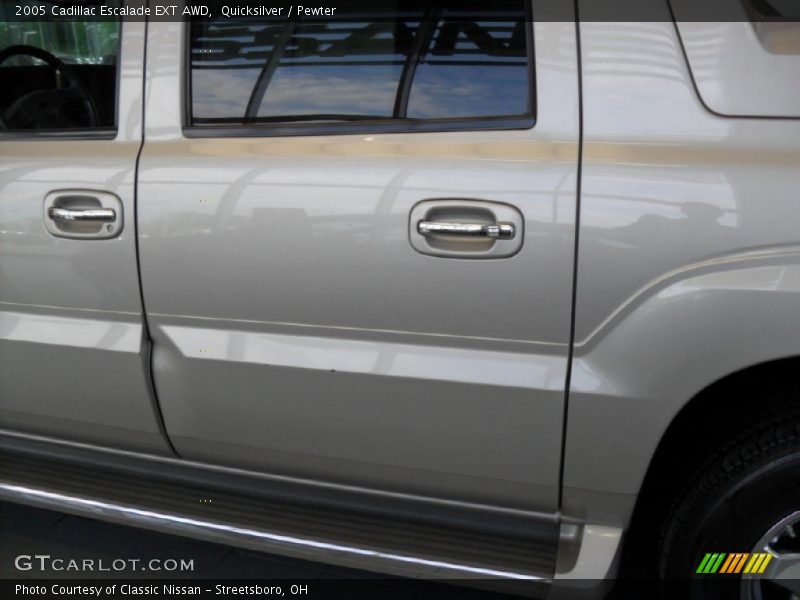 Quicksilver / Pewter 2005 Cadillac Escalade EXT AWD