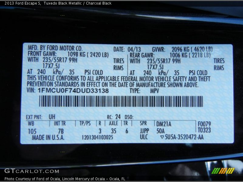Tuxedo Black Metallic / Charcoal Black 2013 Ford Escape S