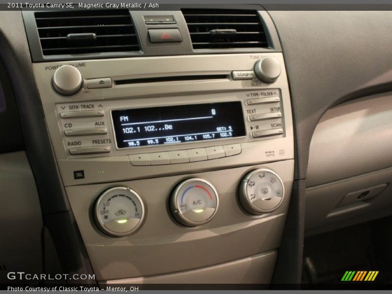 Magnetic Gray Metallic / Ash 2011 Toyota Camry SE