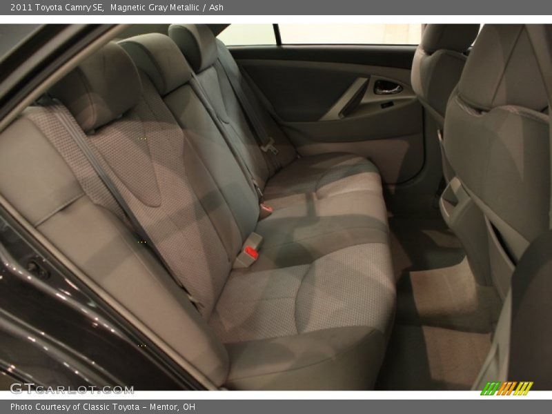 Magnetic Gray Metallic / Ash 2011 Toyota Camry SE