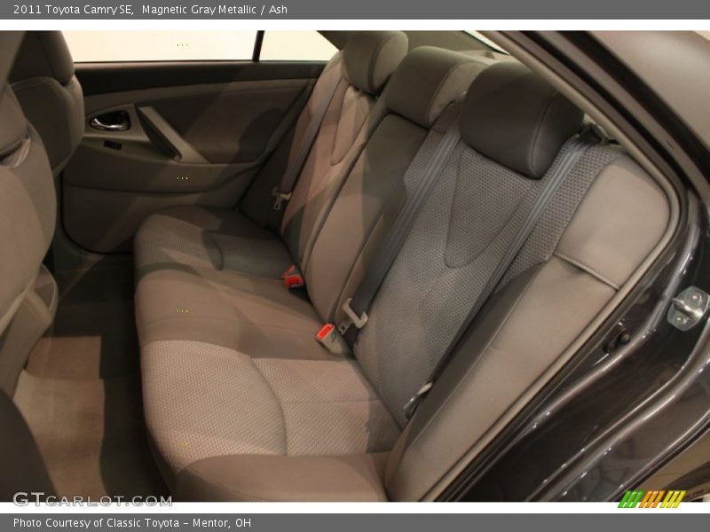 Magnetic Gray Metallic / Ash 2011 Toyota Camry SE
