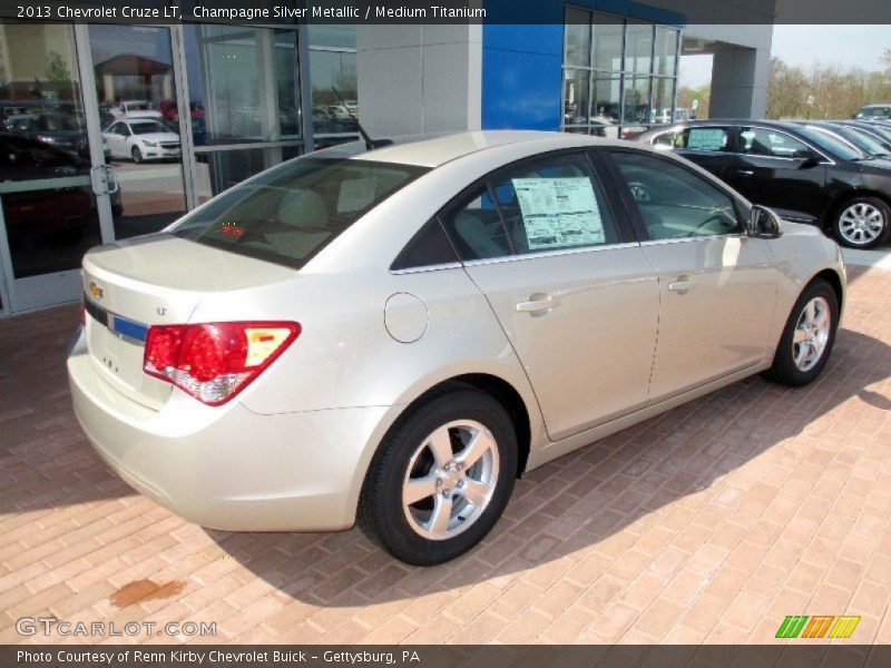 Champagne Silver Metallic / Medium Titanium 2013 Chevrolet Cruze LT