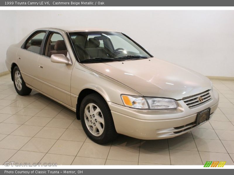 Cashmere Beige Metallic / Oak 1999 Toyota Camry LE V6
