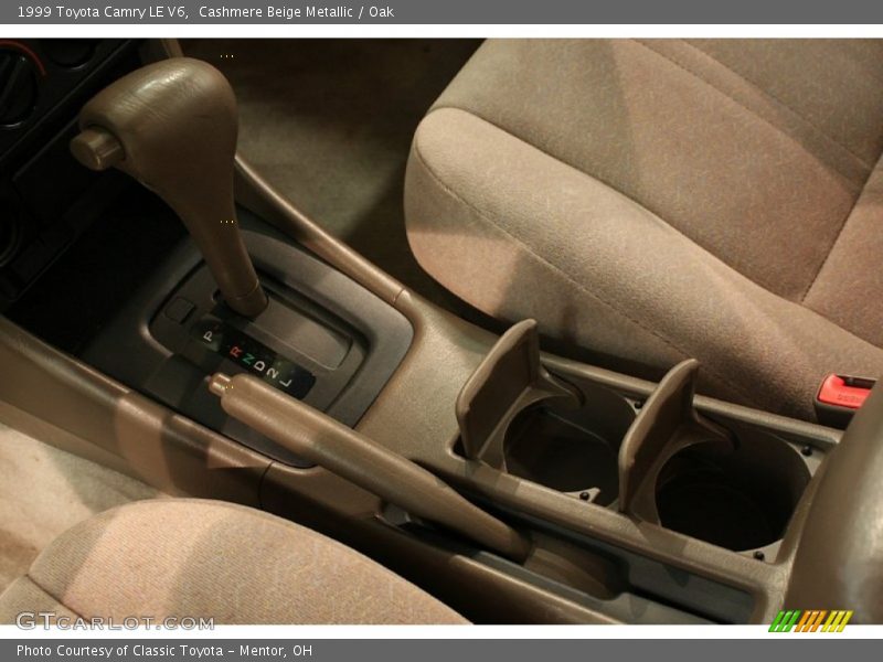 Cashmere Beige Metallic / Oak 1999 Toyota Camry LE V6