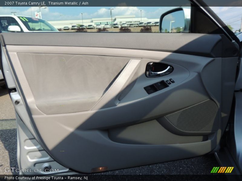 Titanium Metallic / Ash 2007 Toyota Camry LE