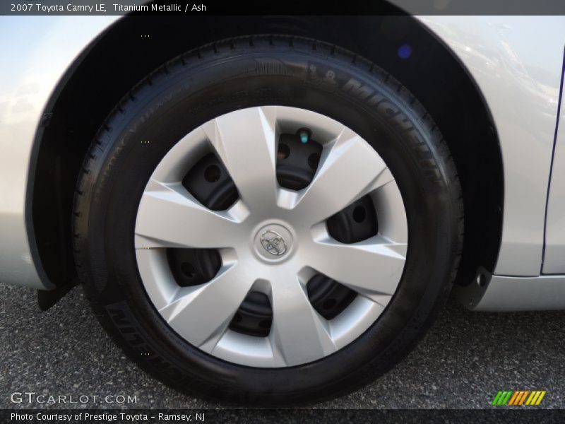 Titanium Metallic / Ash 2007 Toyota Camry LE