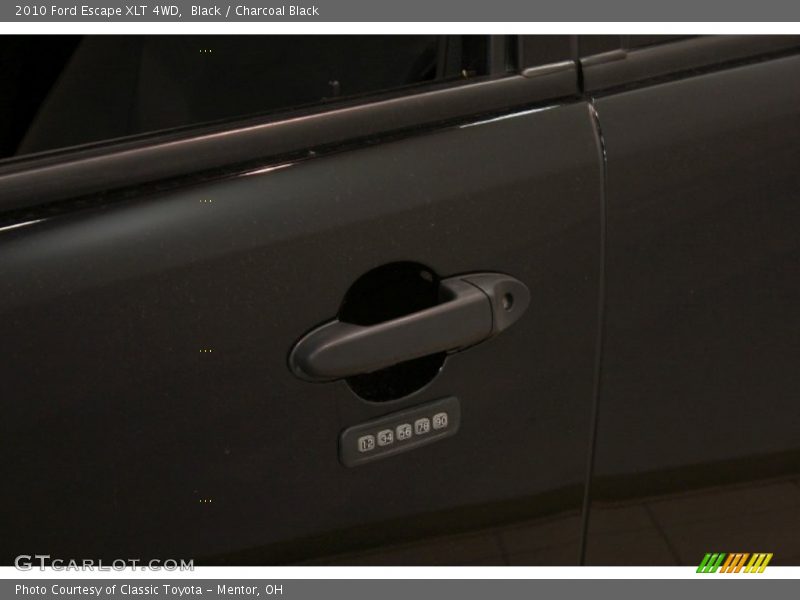 Black / Charcoal Black 2010 Ford Escape XLT 4WD