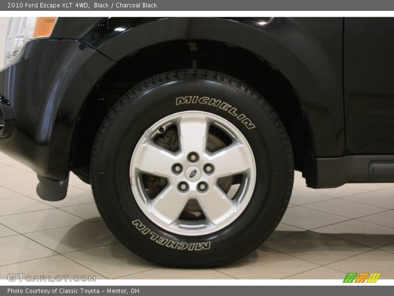  2010 Escape XLT 4WD Wheel