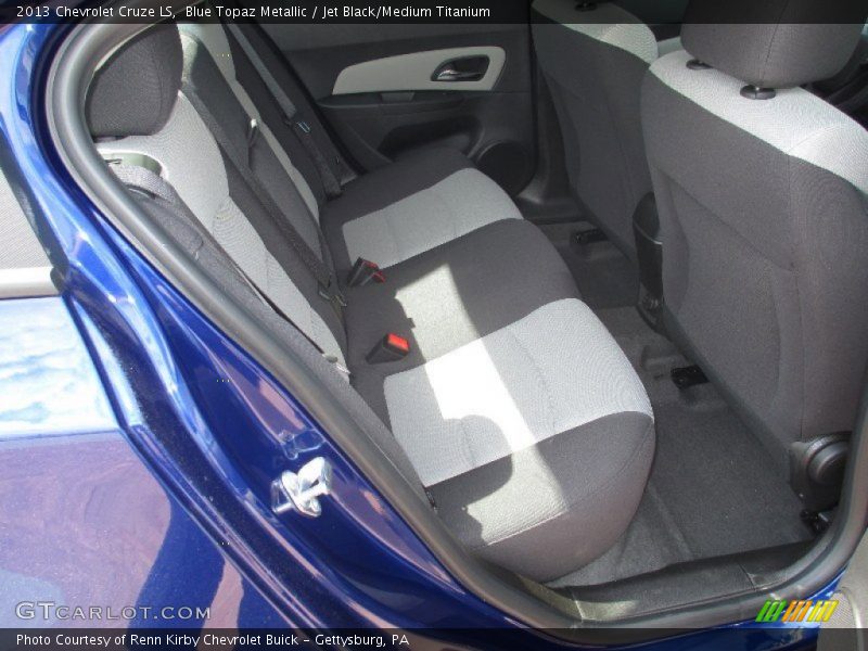 Blue Topaz Metallic / Jet Black/Medium Titanium 2013 Chevrolet Cruze LS